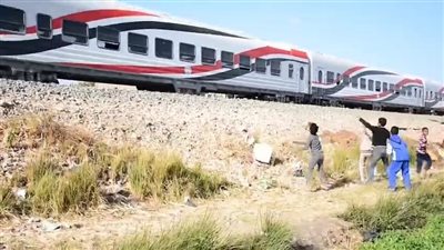 هاني عمارة: توعية المواطنين وتغليظ العقوبات لمواجهة رشق القطارات بالحجارة