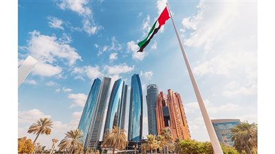الإمارات تدعو لوقف التصعيد.. وضمان أمن الملاحة بمضيق هرمز|فيديو