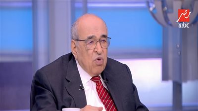 كواليس لأول مرة.. مصطفى الفقي: الإصلاح الزراعي مش اختراع ثورة 32 يوليو|فيديو