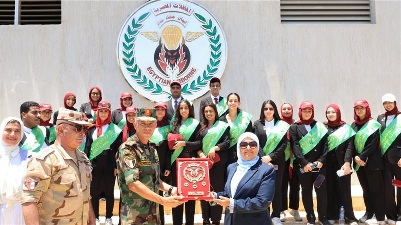 جانب من الزيارة