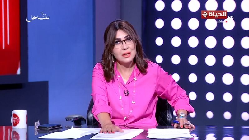  الإعلامية عزة مصطفى