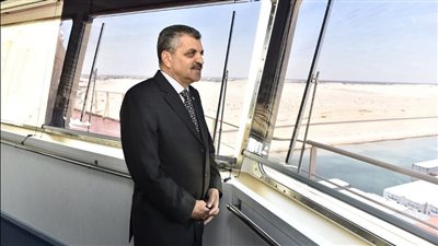أسامة ربيع: قناة السويس رجعت بقوة.. السفن زادت 25% والإيرادات قفزت 36%| فيديو