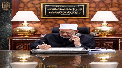 لما جبريل عن مكالمات شيخ الأزهر لأوائل الثانوية:«يابختنا بيه وبتواضعه»|فيديو