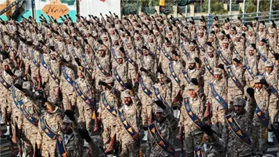 الحرس الثوري يحذر بريطانيا من السماح بانطلاق قاذفات أمريكية