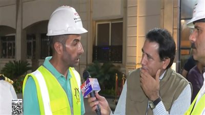 دقائق فاصلة.. كيف تحركت فرق الإنقاذ قبل تفاقم حريق السفينة ميناء دمياط؟|فيديو