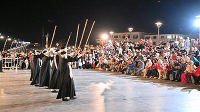 الثقافة:«شاطئ الفن» ينقل العروض إلى المصطافين في المحافظات الساحلية|فيديو