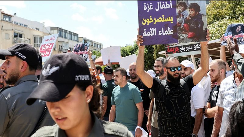 وقفة الأخوان في تل