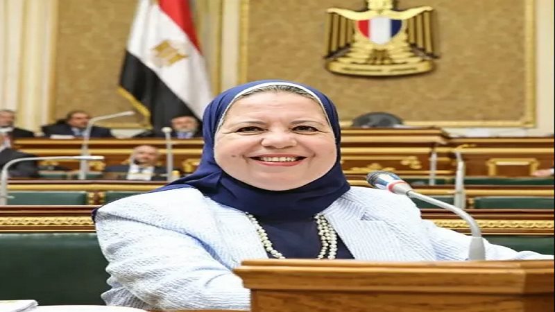  الدكتورة أمل عصفور