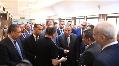قبل انطلاق التنسيق.. وزير التعليم العالي يتفقد غرفة العمليات بجامعة القاهرة