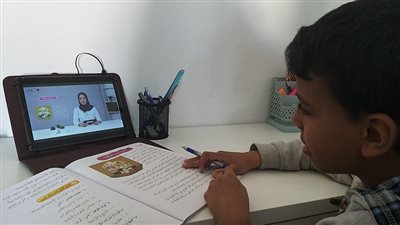 ميرفت التلاوي تهاجم التابلت الدراسي:«الإنترنت بيفصل متتعبوش نفسكم»|فيديو