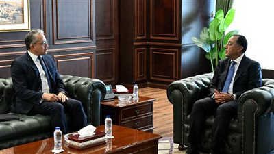 رئيس الوزراء يستقبل المدير العام لمنظمة اليونسكو
