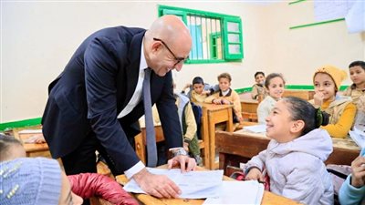 خبير تربوي يطالب «التعليم» بتأجيل الدراسة لهذا الموعد|فيديو