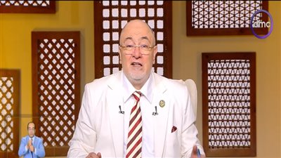هل أنت رحيم مع أسرتك أم مختلف عن الناس؟.. خالد الجندي يعلق|فيديو
