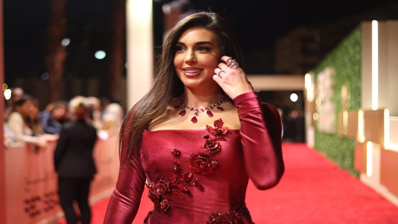 الفنانة ياسمين صبري
