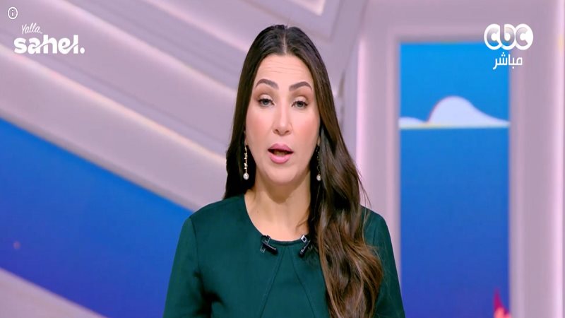 الإعلامية إيمان عز