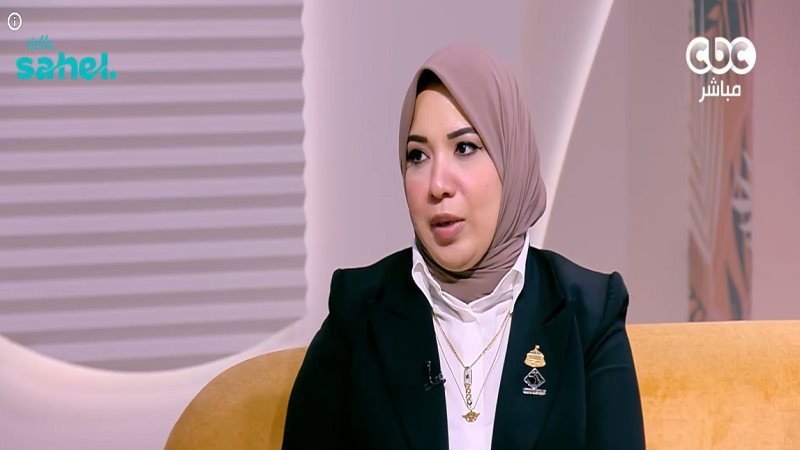الدكتورة دينا الهلالي